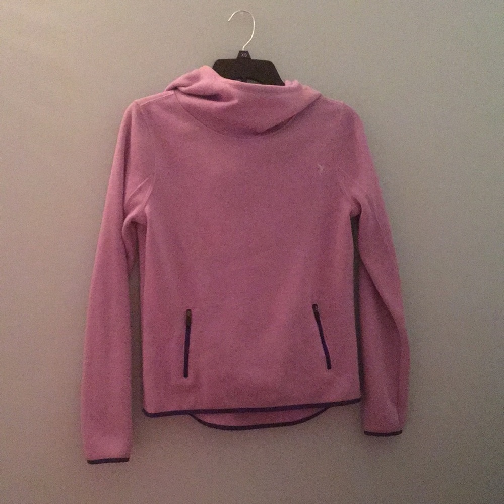 Athletic sweater
